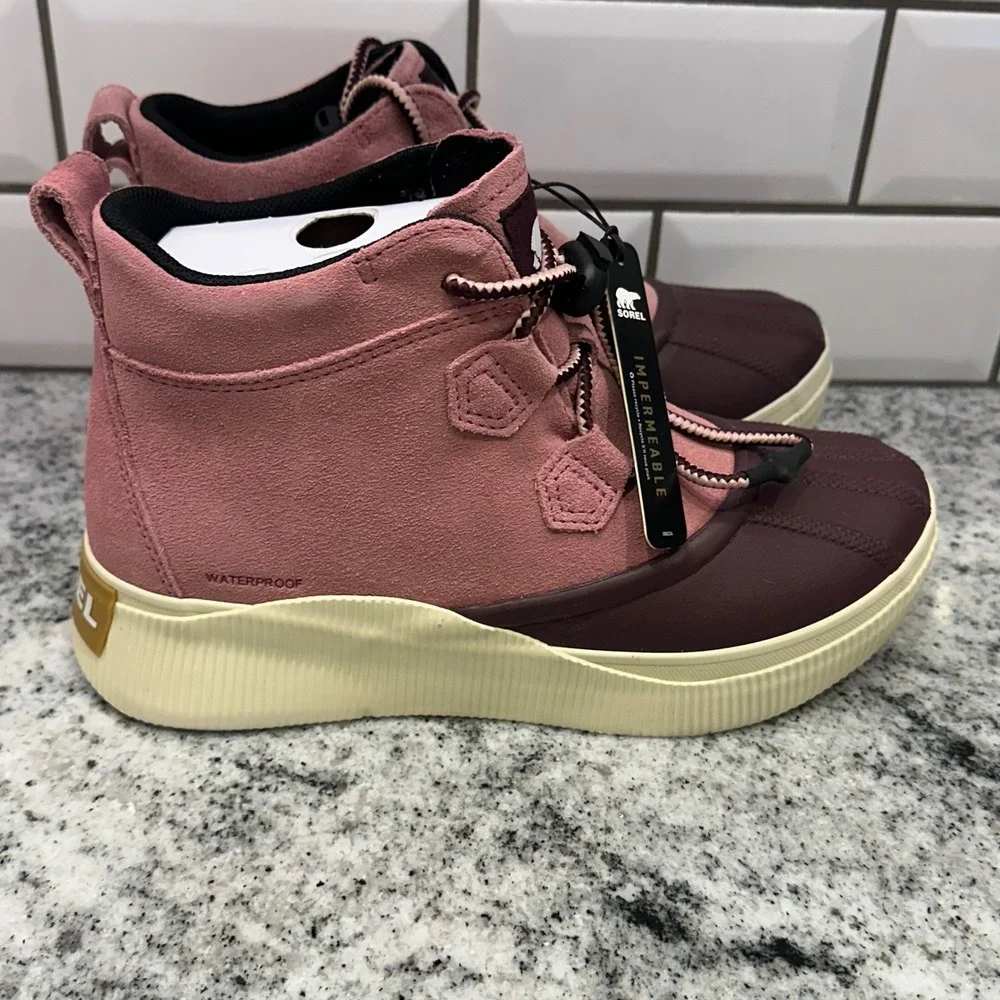 Sorel Kids 6 Out N About IV Classic WP Boot Mauve Waterproof Suede Duck Boot